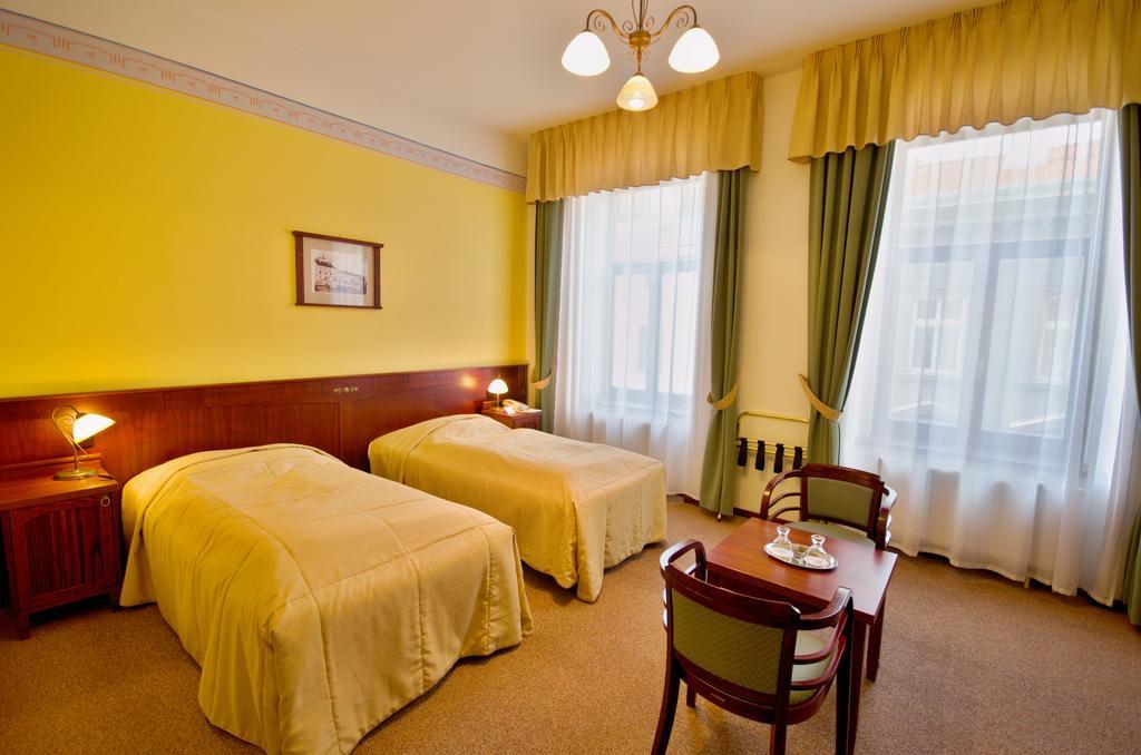Grandhotel Garni Jihlava Ngoại thất bức ảnh