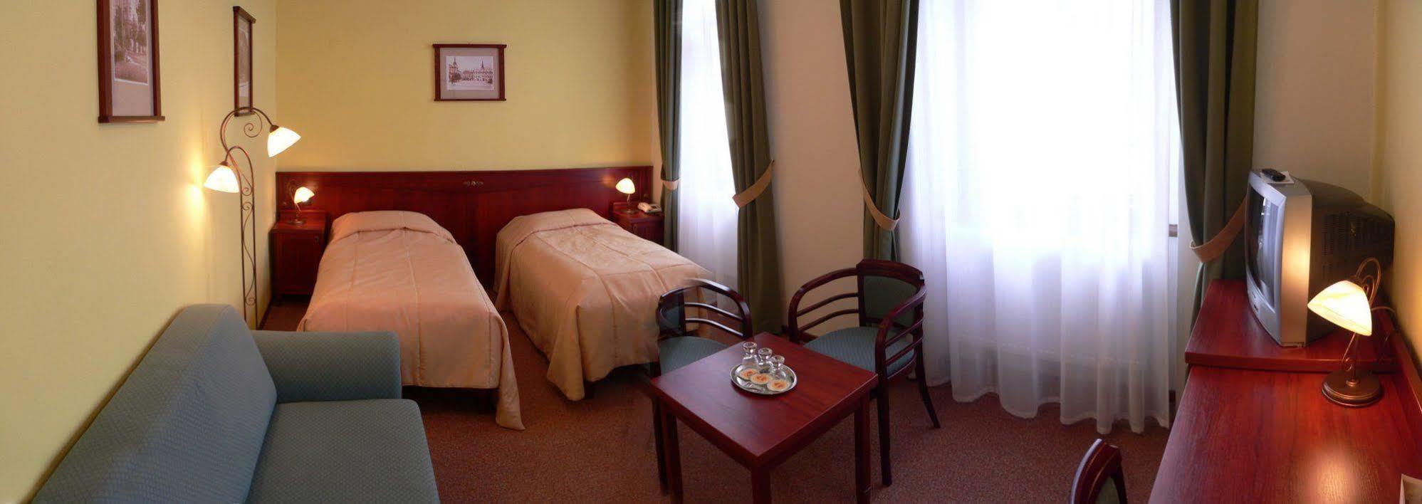 Grandhotel Garni Jihlava Ngoại thất bức ảnh